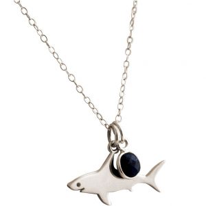 GEMSHINE Maritim Nautics Halskette mit Haifisch aus 925 Silber, hochwertig vergoldet oder rose im Navy Stil mit blauem Saphir - Made in Madrid, Spanien