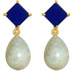 GEMSHINE Ohrringe mit blauen Chalcedon Cabochons und Aquamarin Edelstein Tropfen. Ohrhänger aus 925 Silber oder hochwertig vergoldet. Made in München / Deutschland. Im eleganten Schmucketui geliefert.