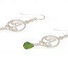 GEMSHINE Damenohrringe aus 925 Silber mit YOGA Lotusblumen und Peridot Quarzen. Edelsteine hervorragender Qualität und Farbe. Made in Madrid / Spanien. Im eleganten Schmucketui und Geschenkverpackung – Bild 4