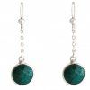 GEMSHINE Damenohrringe aus 925 Silber. 3,5 cm Yoga Ohrhänger mit Smaragden hervorragender Qualität. Made in Madrid / Spanien. Im eleganten Schmucketui mit Geschenkverpackung.